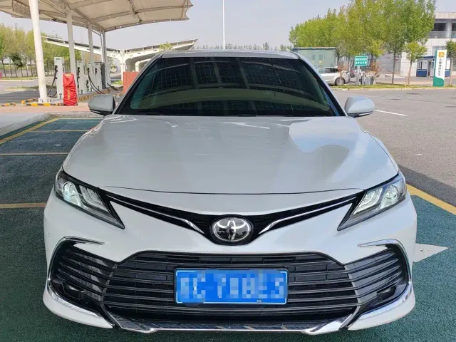 Toyota Camry — Фото автомобиля 4