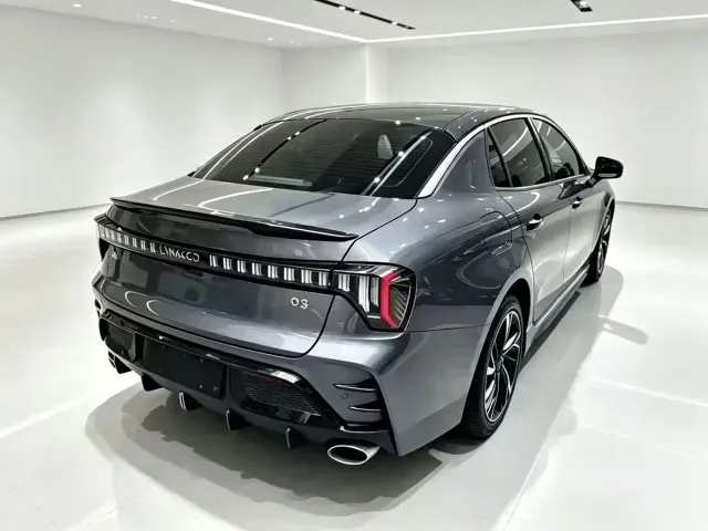 Lynk & Co 03 — Фото автомобиля 9