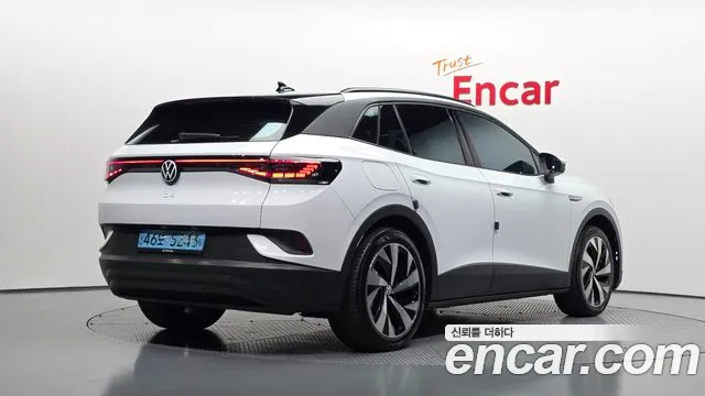 Volkswagen ID.4 — Фото автомобиля 2