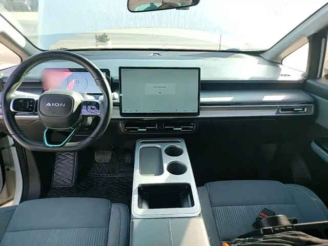 GAC Aion Y — Фото автомобиля 9