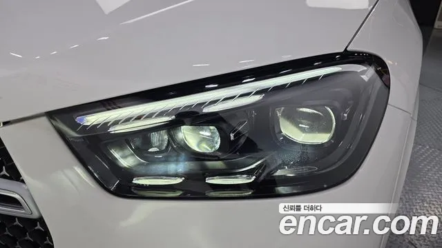 Mercedes-Benz GLE-Class — Фото автомобиля 18