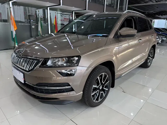 Фотография автомобиля — Skoda Karoq