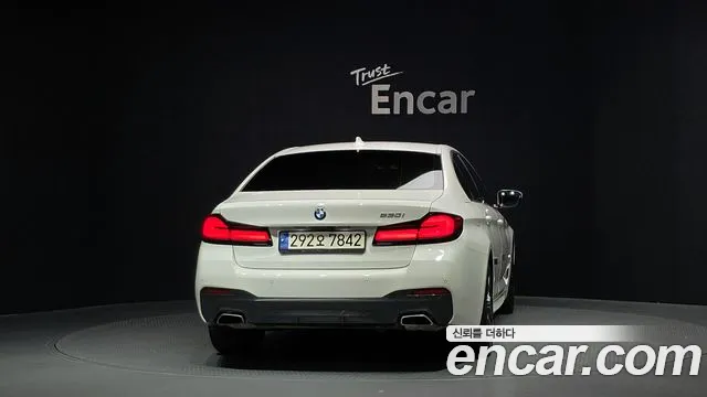 BMW 5 Series G30 — Фото автомобиля 4