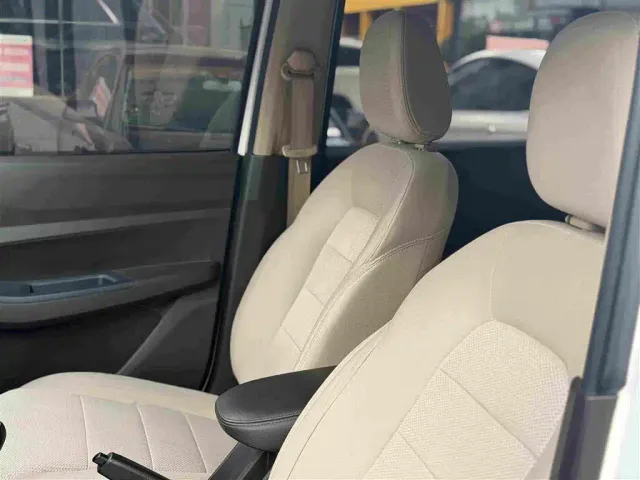 Wuling Hongguang — Фото автомобиля 7