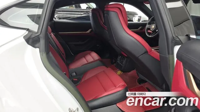 Porsche Taycan Taycan Khan — Фото автомобиля 18