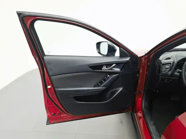 Mazda CX-4 — Фото автомобиля 8