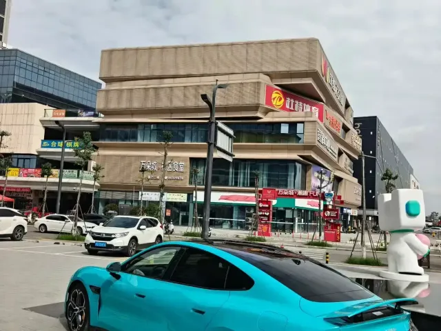 Xiaomi Auto Xiaomi SU7 2024 AWD Extended Range Advanced Smart Driving Max Edition — Фото автомобиля 2