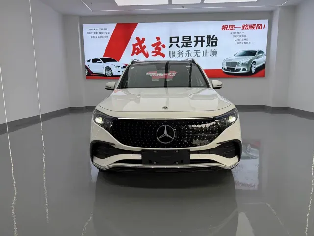 Mercedes-Benz EQB — Фото автомобиля 2