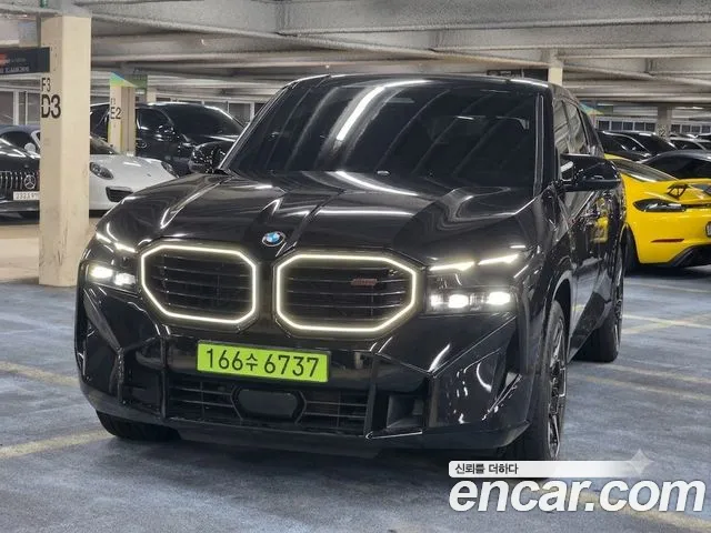 BMW XM — Фото автомобиля 3