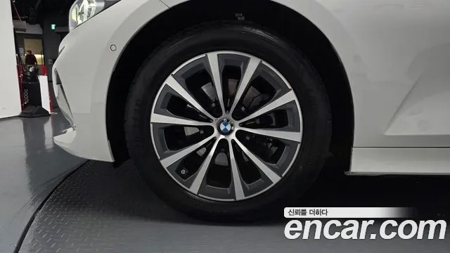 BMW 3 Series G20 — Фото автомобиля 5