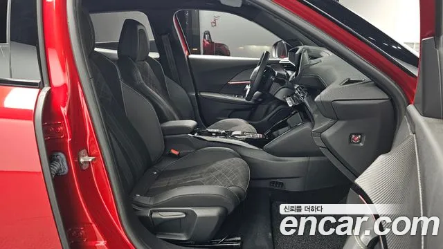 Peugeot 2008 2nd Gen — Фото автомобиля 16