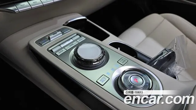 Genesis GV70 2.5T Бензин AWD — Фото автомобиля 7