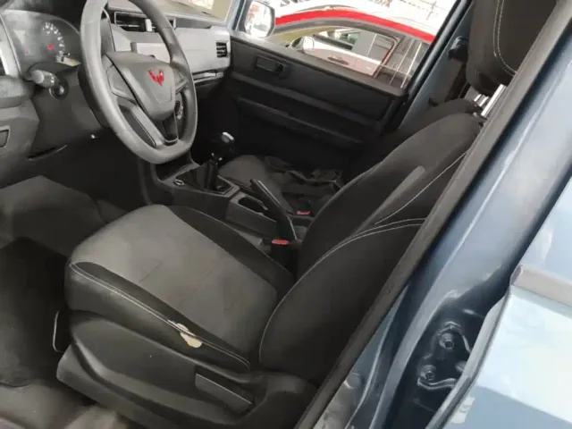Wuling Hongguang Plus — Фото автомобиля 14