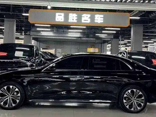 Mercedes-Benz E-Class — Фото автомобиля 4