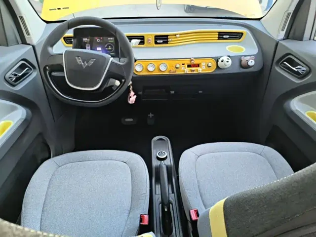 Wuling Hongguang Mini EV — Фото автомобиля 9