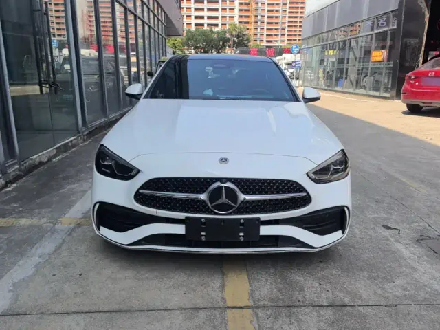 Mercedes-Benz C-Class — Фото автомобиля 2