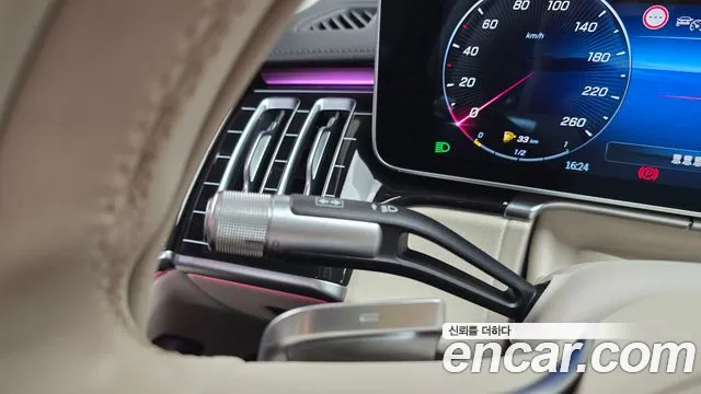 Mercedes-Benz S-Class — Фото автомобиля 22