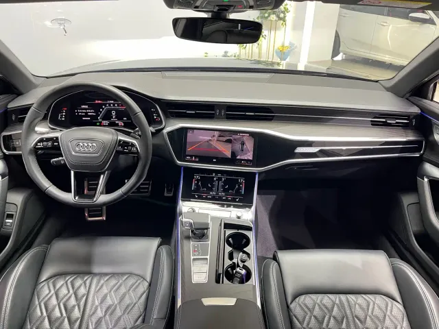 Audi A6L — Фото автомобиля 9
