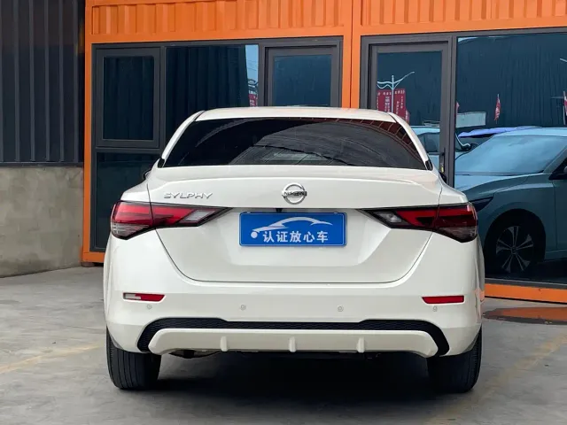 Nissan Sylphy — Фото автомобиля 8