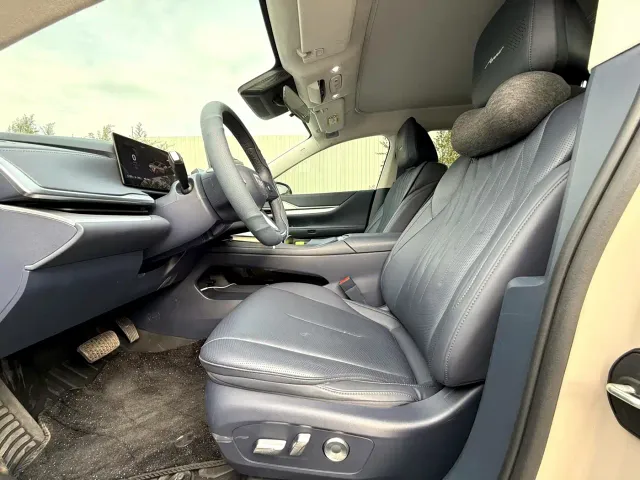 Buick Electra L7 — Фото автомобиля 4
