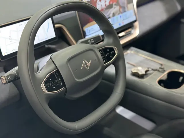 Dongfeng eπ 008 — Фото автомобиля 8