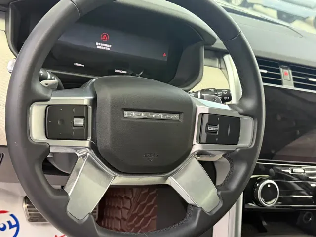Land Rover Discovery — Фото автомобиля 6