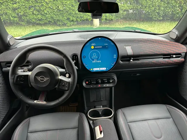 MINI Hatch — Фото автомобиля 16