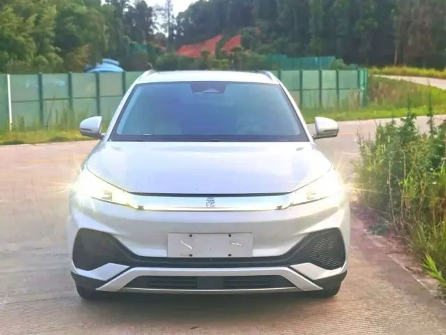 BYD Yuan PLUS — Фото автомобиля 2