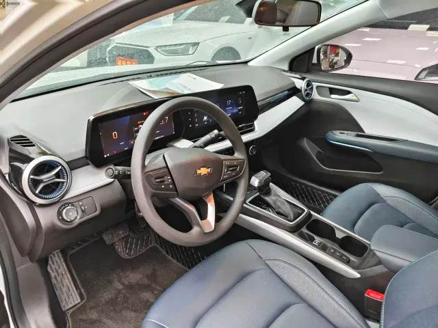 Chevrolet Monza — Фото автомобиля 4