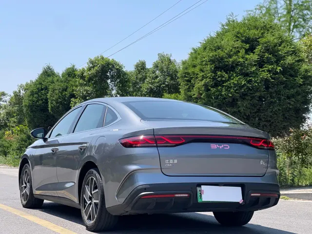 BYD Qin L — Фото автомобиля 5