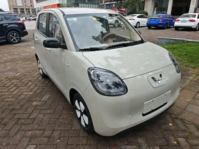 Wuling Hongguang Mini EV — Фото автомобиля 3