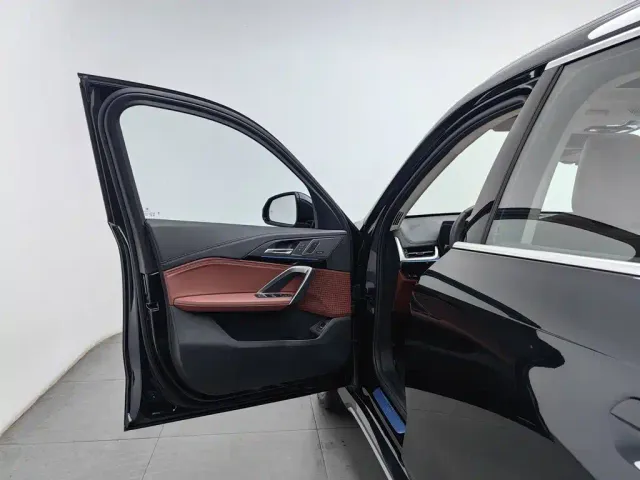 BMW X1 — Фото автомобиля 8