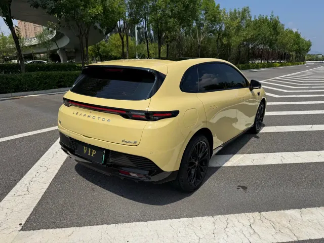 Leapmotor Lafa 5 — Фото автомобиля 9