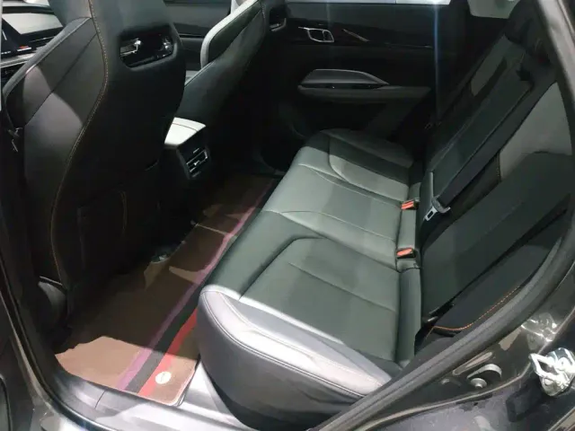Changan Z6 — Фото автомобиля 16