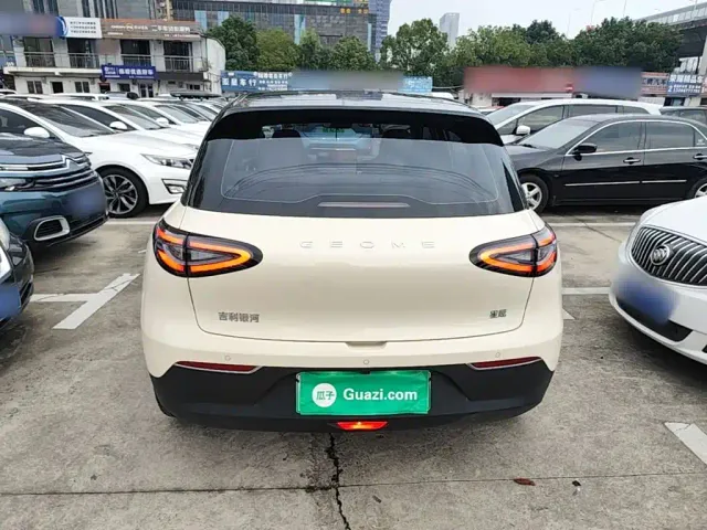 Geely Starry Wish — Фото автомобиля 5