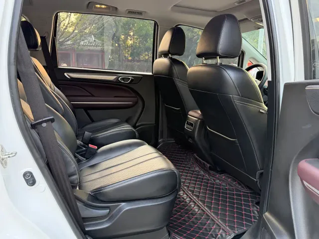 GAC Trumpchi M6 — Фото автомобиля 11