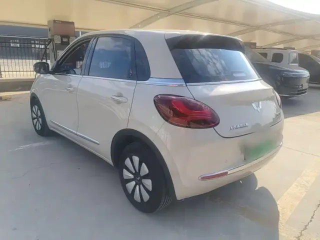 Wuling Bingo — Фото автомобиля 4