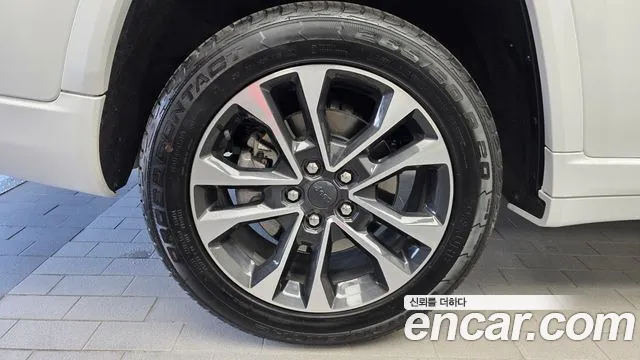 Jeep Cherokee WL — Фото автомобиля 5