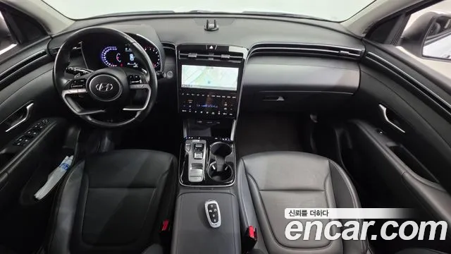 Hyundai Tucson Tucson (NX4) Бензин 1.6 турбо 2WD — Фото автомобиля 6