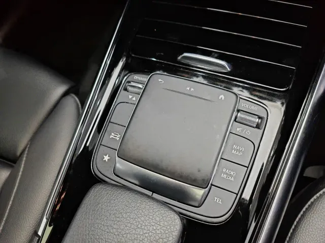 Mercedes-Benz GLA-Class — Фото автомобиля 16
