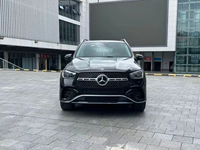 Mercedes-Benz GLE-Class — Фото автомобиля 2