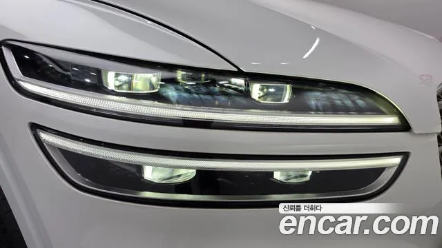 Genesis GV70 — Фото автомобиля 7