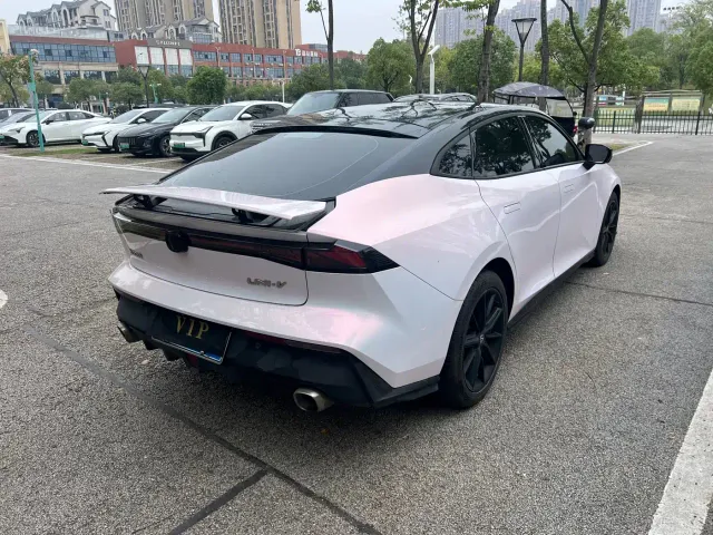 Changan UNI-V — Фото автомобиля 6