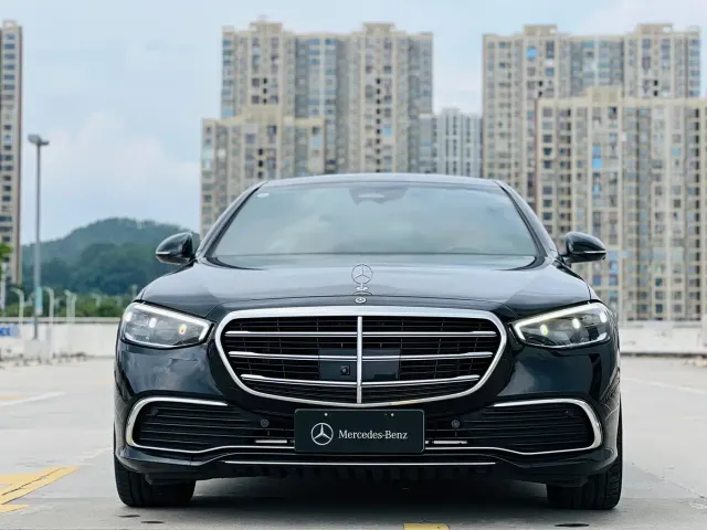 Mercedes-Benz S-Class — Фото автомобиля 2
