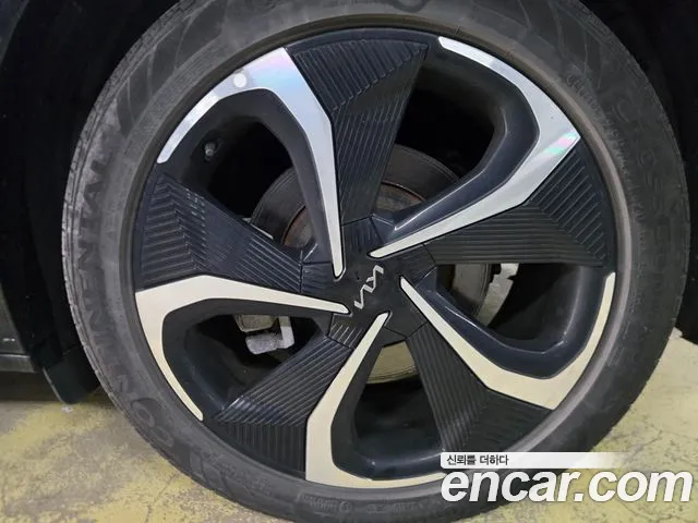 Kia EV6 — Фото автомобиля 20
