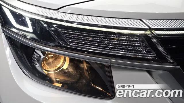 Kia Seltos — Фото автомобиля 7