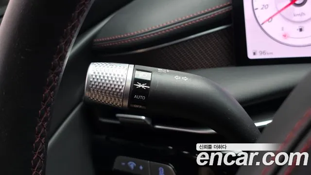 Genesis G80 Бензин 2.5 турбо AWD — Фото автомобиля 26