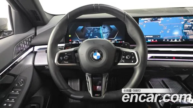 BMW 5 Series G60 — Фото автомобиля 19
