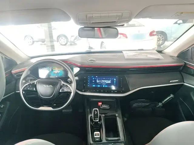 Dongfeng Yixuan MAX — Фото автомобиля 9