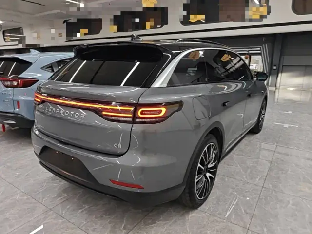 Leapmotor C11 — Фото автомобиля 6
